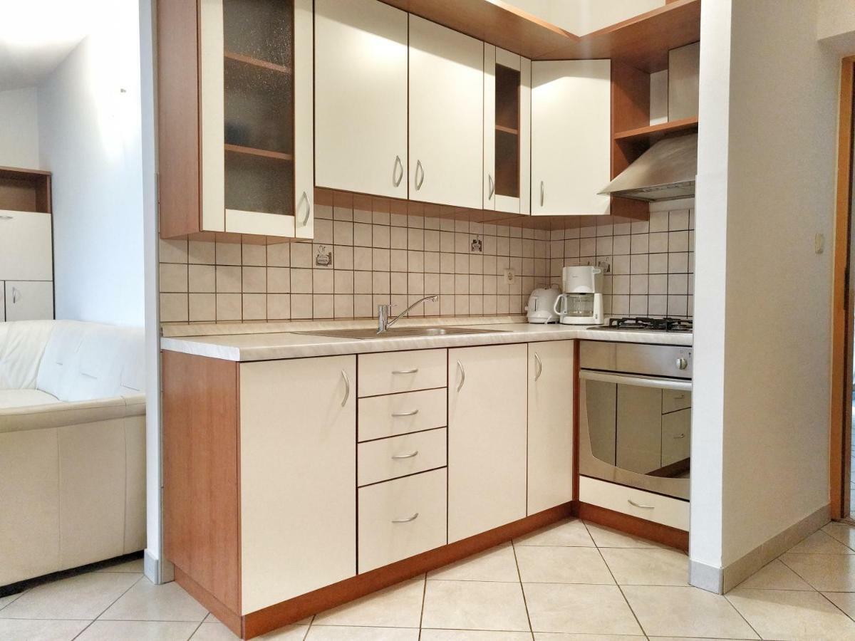 Apartment Skaline Malinska Buitenkant foto